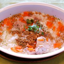 納豆と鶏胸肉のご飯イメージ